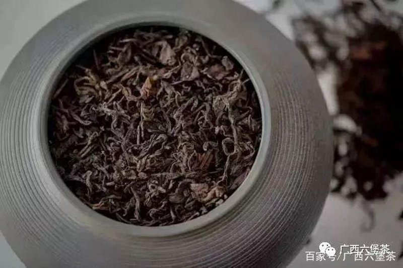 窖藏六堡